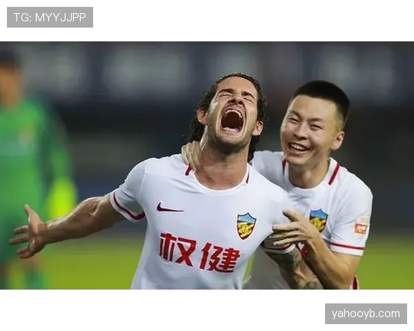 阿尔克马尔锋线双星状态火热助球队占据积分榜次席 阿尔克马尔锋线双星状态火热助球队占据积分榜次席